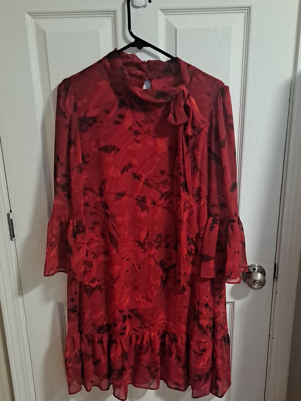 Calvin Klein Red & Black Floral Tie-Neck Long Sleeve Dress